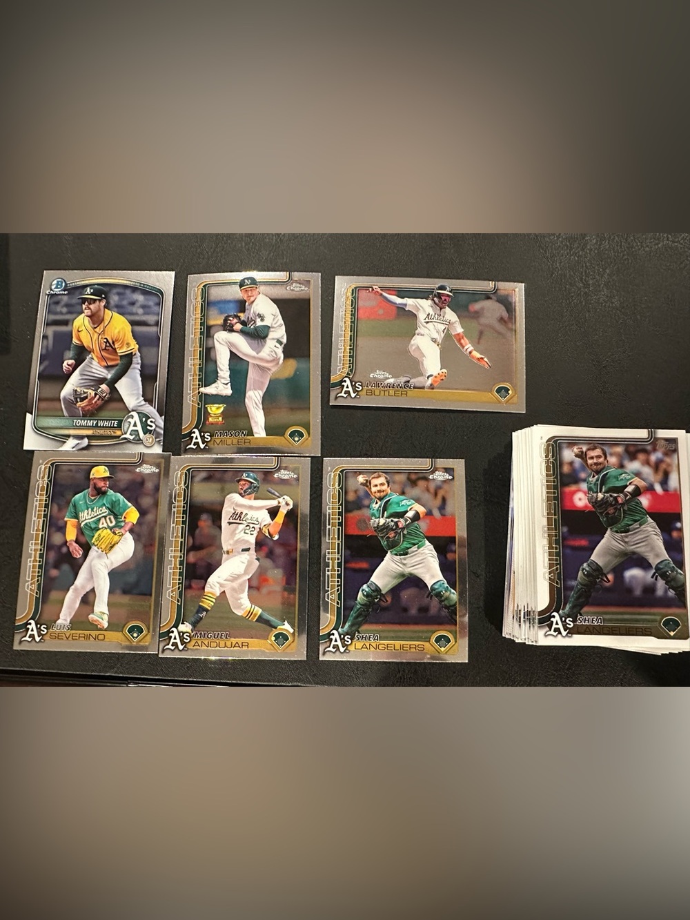 Oakland A's Baseball Card Lot – Green & White